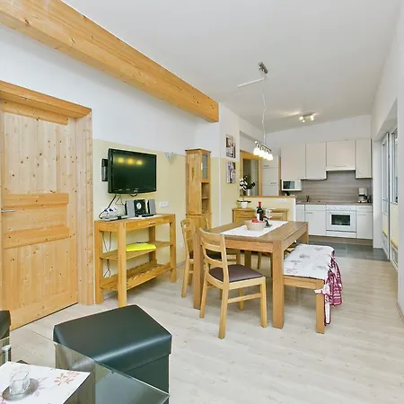 Haus Senn 1 דירה Tösenssteinach