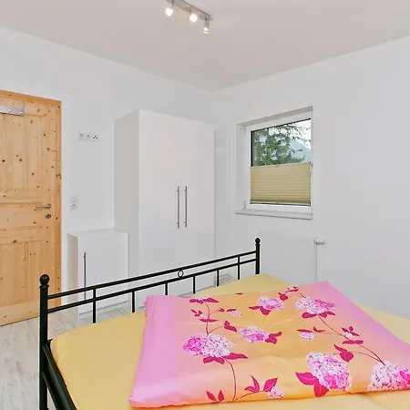 Apartment Haus Senn 1 *